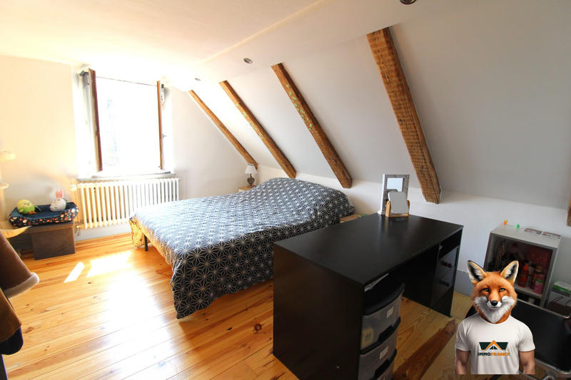 Maison - 236 m² - 10 pièces