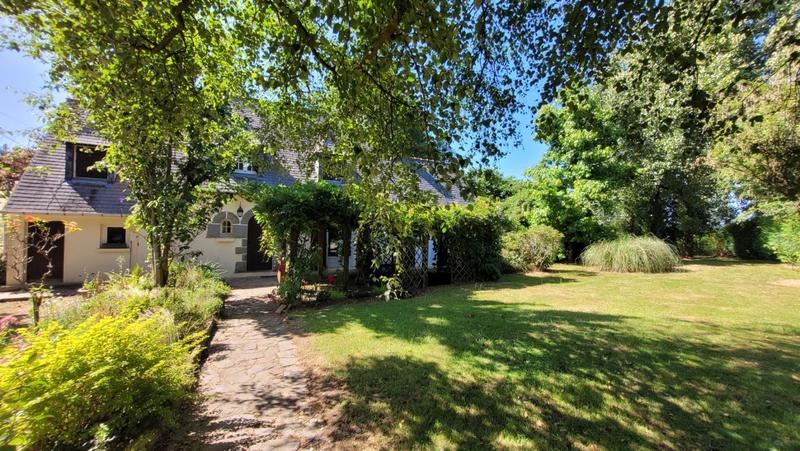 Maison - 147 m² - 6 pièces