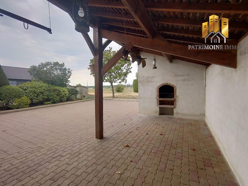 Maison - 260 m² - 5 pièces