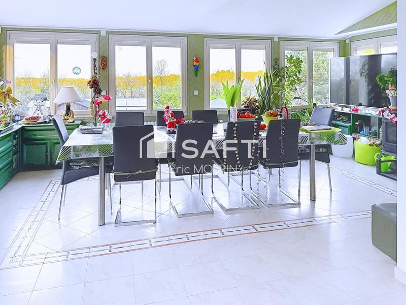 Maison - 265 m² - 10 pièces