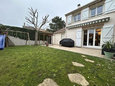 Maison - 86 m² - 5 pièces