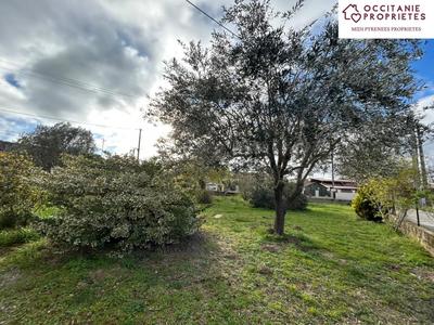 Terrain - 679 m²