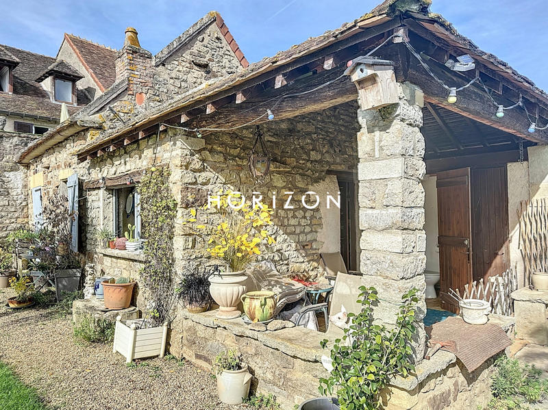 Maison ancienne - 200 m² - 7 pièces