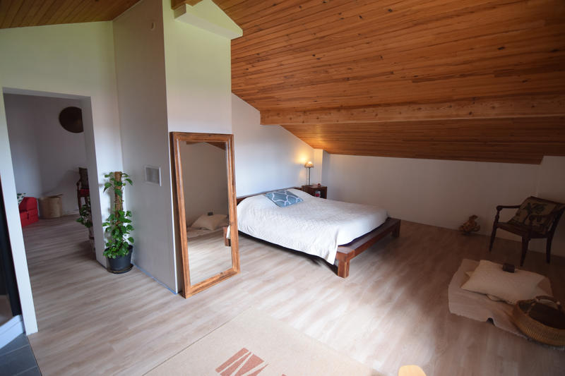 Maison - 218 m² - 5 pièces