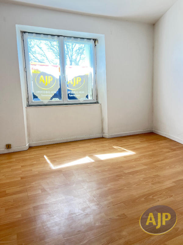 Maison - 80 m² - 3 pièces