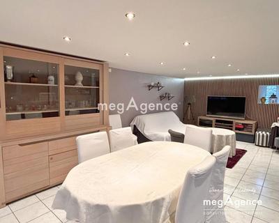 Maison - 180 m² - 7 pièces