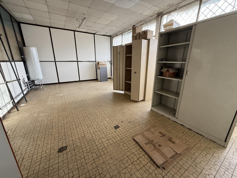 Local d'activités - 1 000 m²