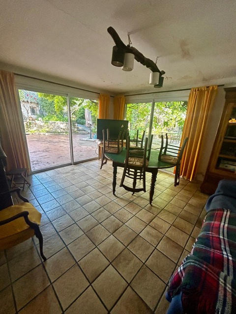 Maison - 308 m² - 13 pièces