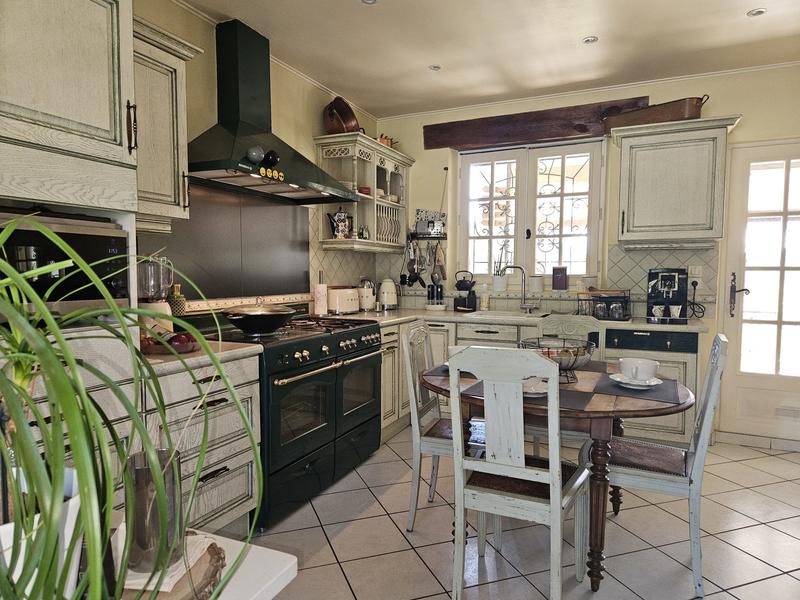 Maison traditionnelle - 139 m² - 6 pièces