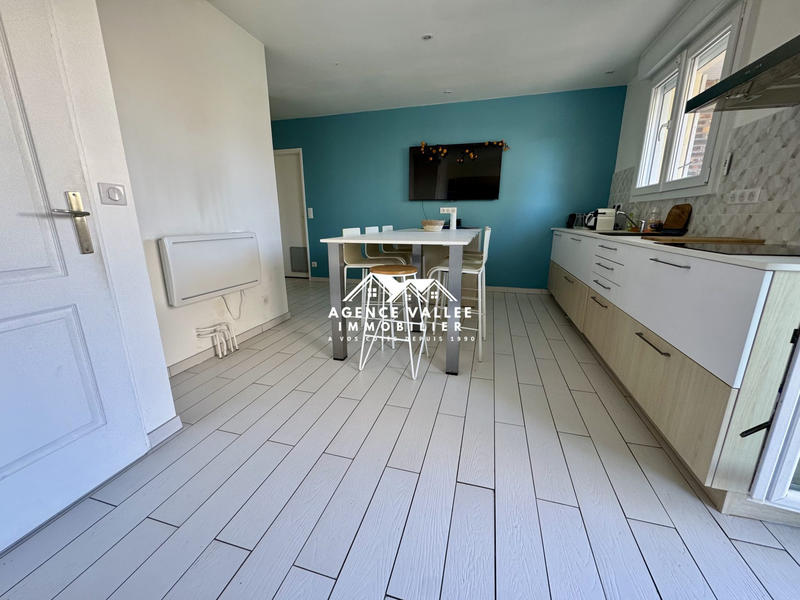 Maison - 198 m² - 8 pièces