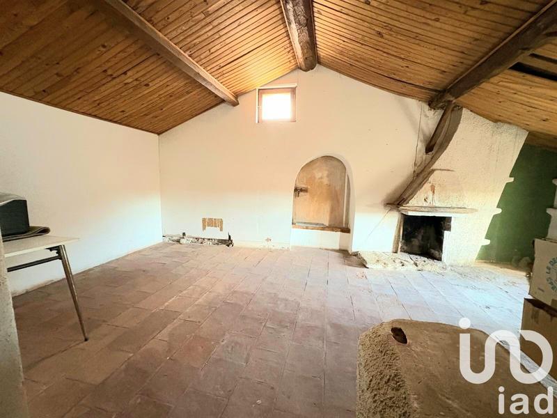 Maison - 330 m² - 10 pièces