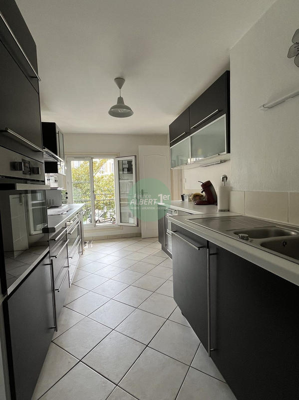 Appartement - 65 m² - 3 pièces