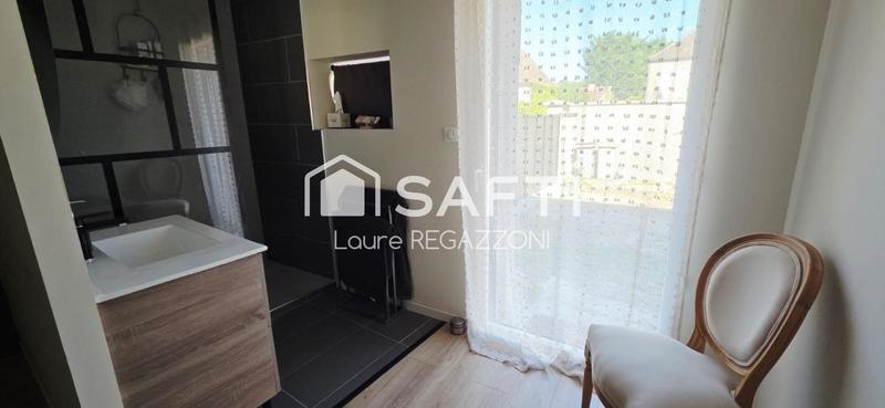 Maison - 150 m² - 4 pièces