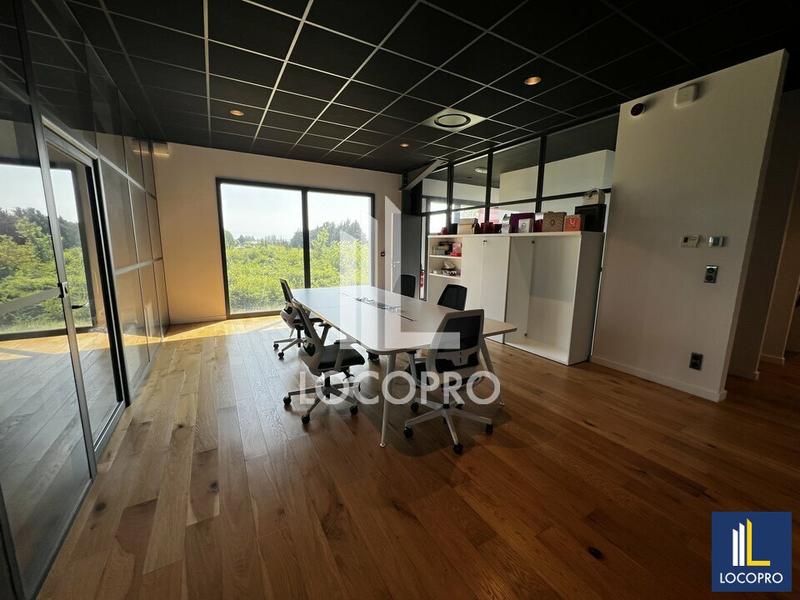 Local d'activité / Entrepôt - 1 293 m²