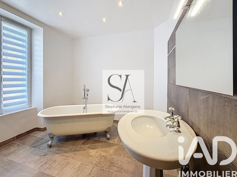 Maison - 135 m² - 5 pièces