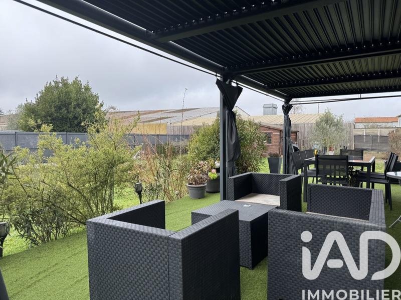 Maison - 90 m² - 5 pièces