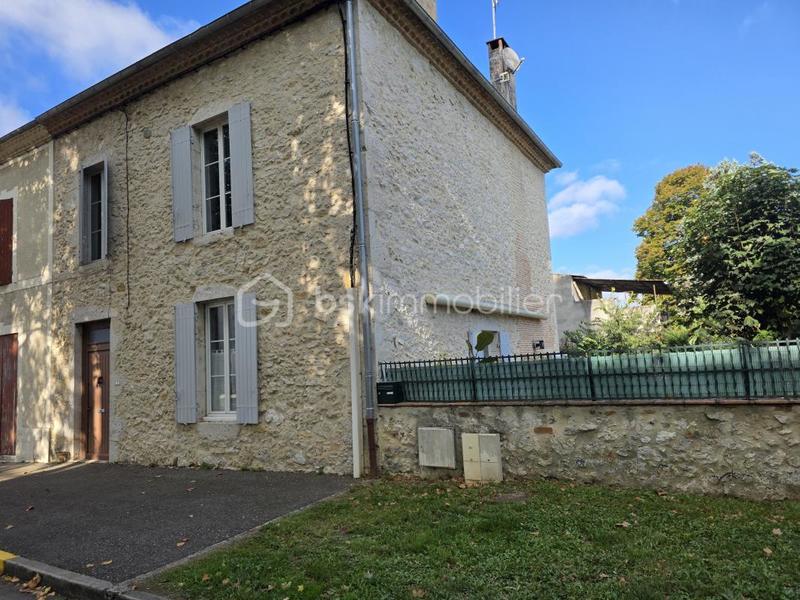 Maison en pierre - 130 m² - 5 pièces