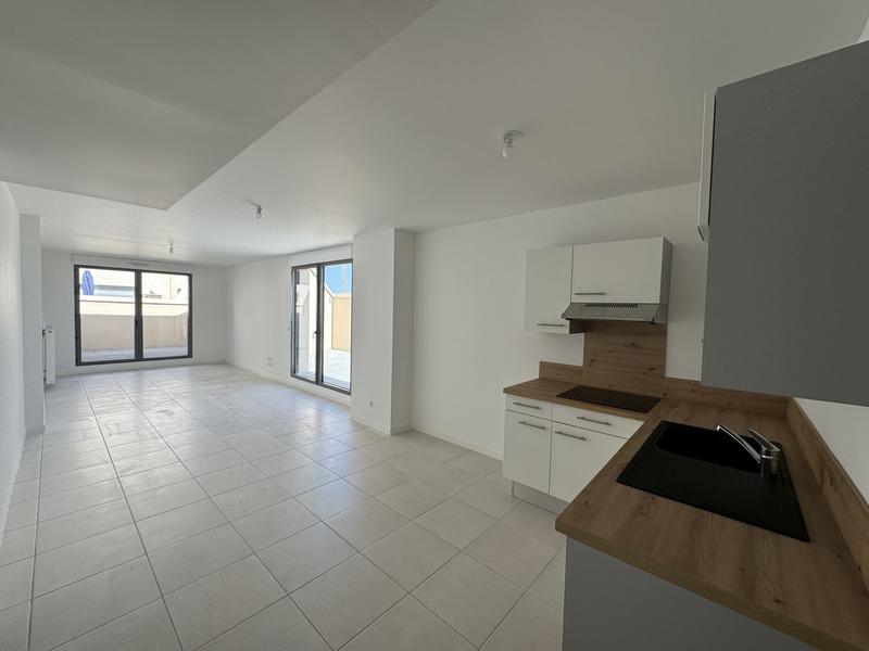 Appartement - 104 m² - 5 pièces