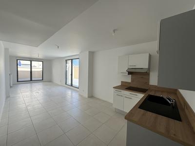 Appartement - 104 m² - 5 pièces