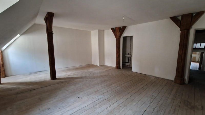 Maison - 250 m² - 10 pièces