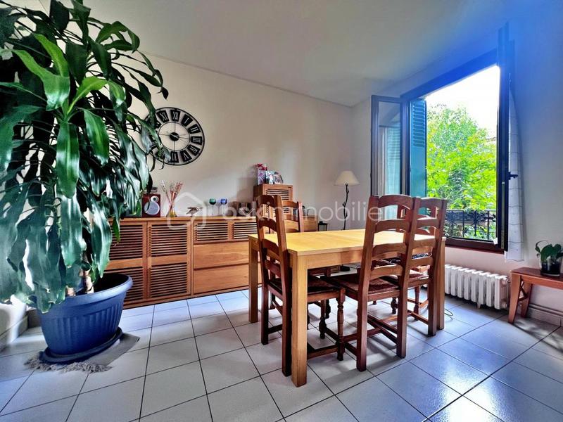 Maison - 93 m² - 4 pièces