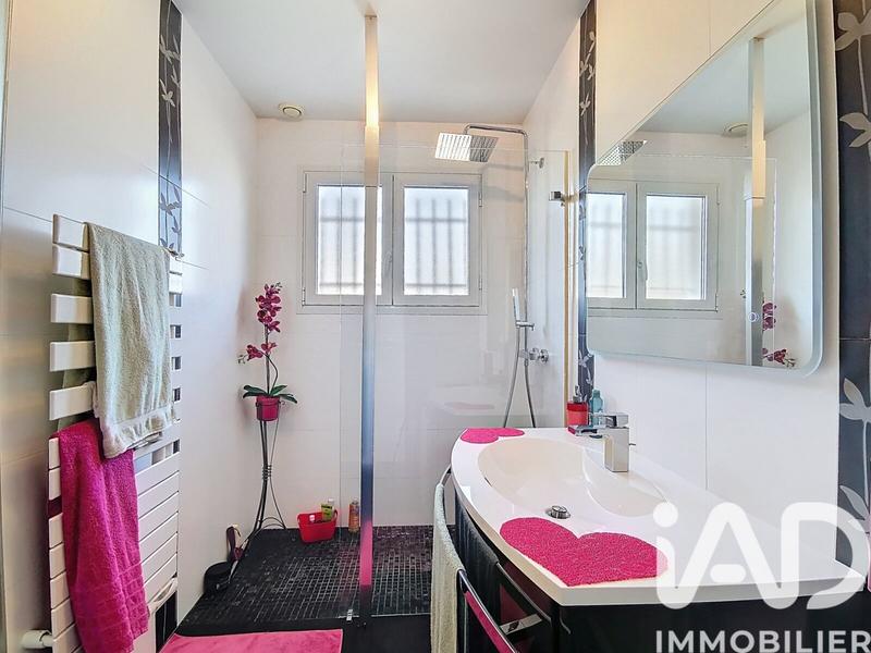 Maison - 106 m² - 4 pièces