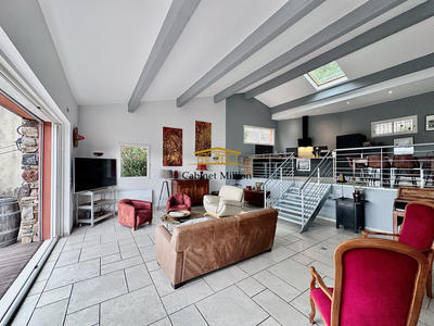 Maison - 165 m² - 5 pièces