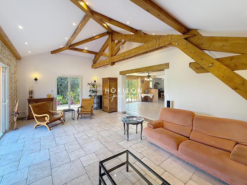 Bastide - 230 m² - 7 pièces