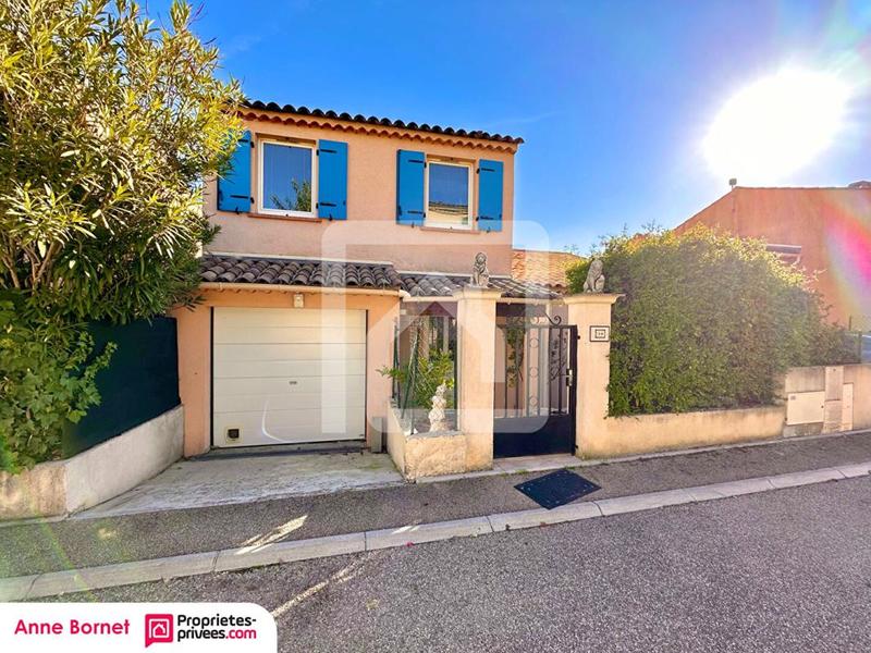 Maison - 97 m² - 5 pièces