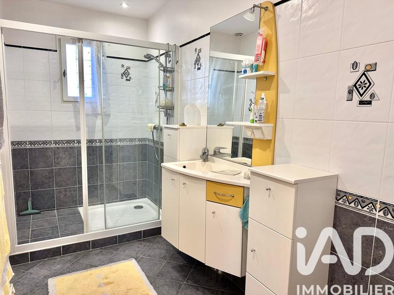 Maison - 159 m² - 6 pièces