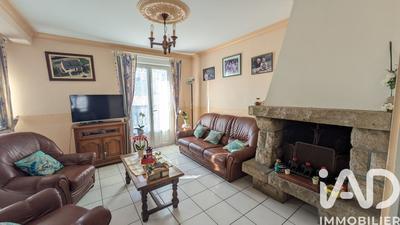 Maison - 136 m² - 6 pièces