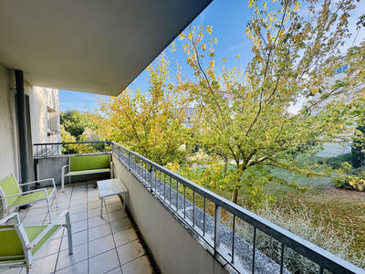 Appartement - 101 m² - 4 pièces