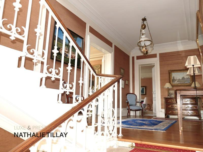Hôtel particulier - 465 m² - 12 pièces