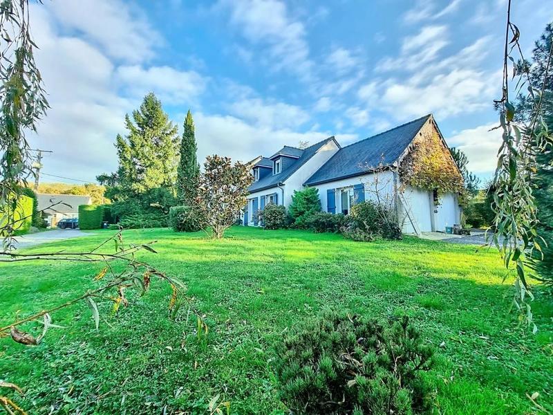 Propriété - 150 m² - 6 pièces