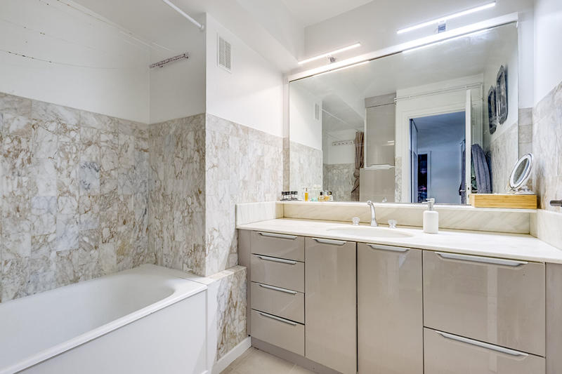 Appartement - 97 m² - 5 pièces