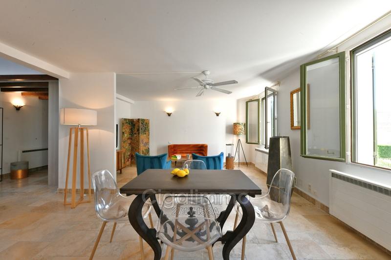 Appartement - 89 m² - 4 pièces