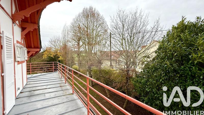 Maison - 195 m² - 6 pièces