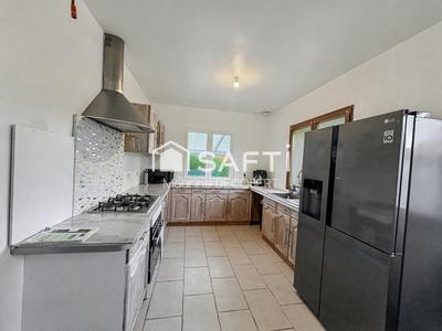 Maison - 145 m² - 5 pièces