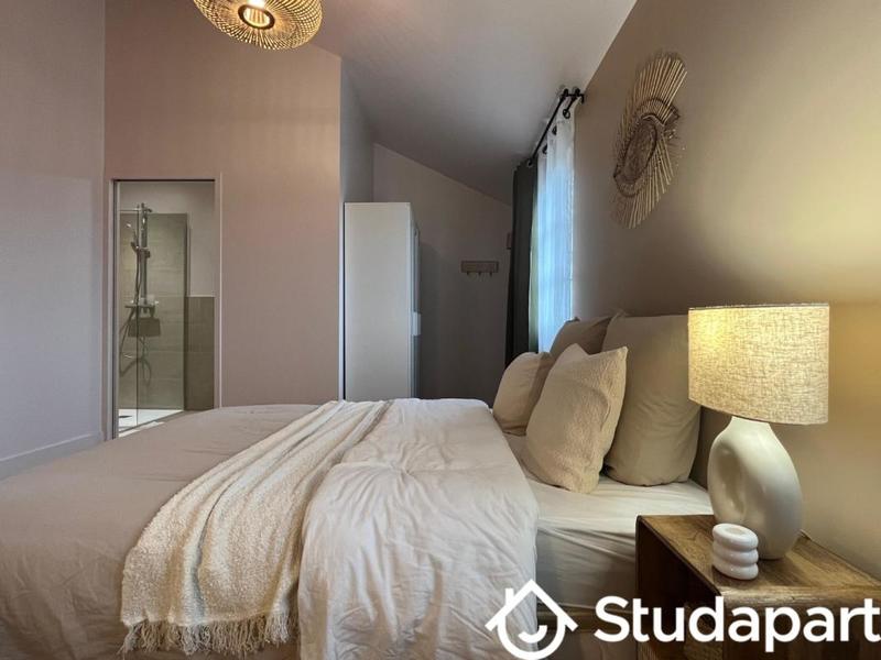 Chambre - 10 m² - 1 pièce