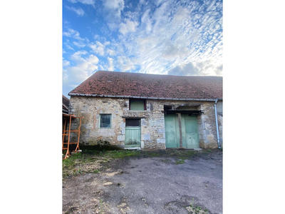 Maison - 260 m² - 6 pièces