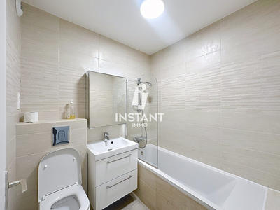 Appartement - 82 m² - 4 pièces