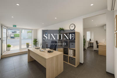 Local commercial - 70 m² - 2 pièces