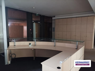 Bureau - 442 m²