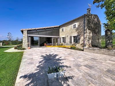 Maison - 194 m² - 7 pièces