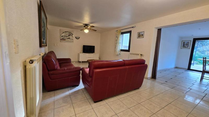 Villa - 203 m² - 11 pièces