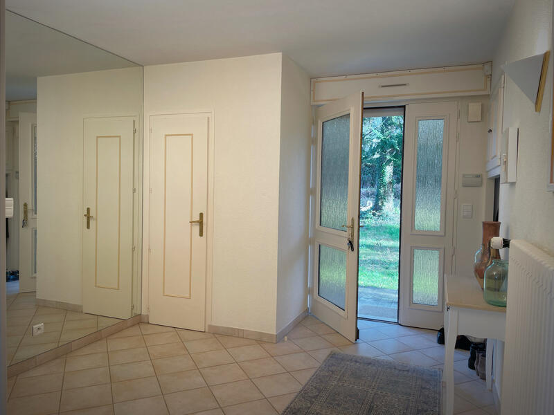 Maison - 300 m² - 13 pièces