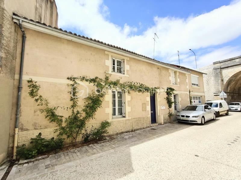 Immeuble - 192 m² - 11 pièces