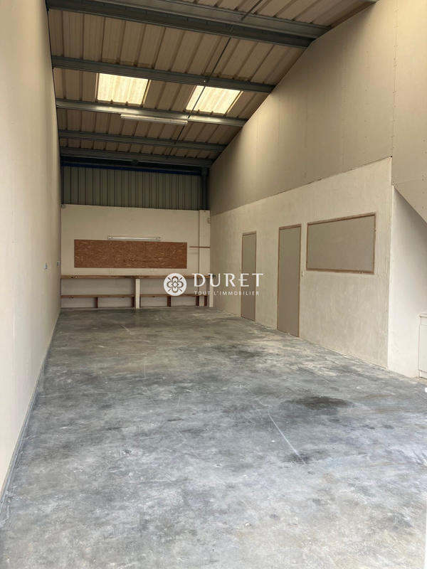 Local d'activités - 60 m²