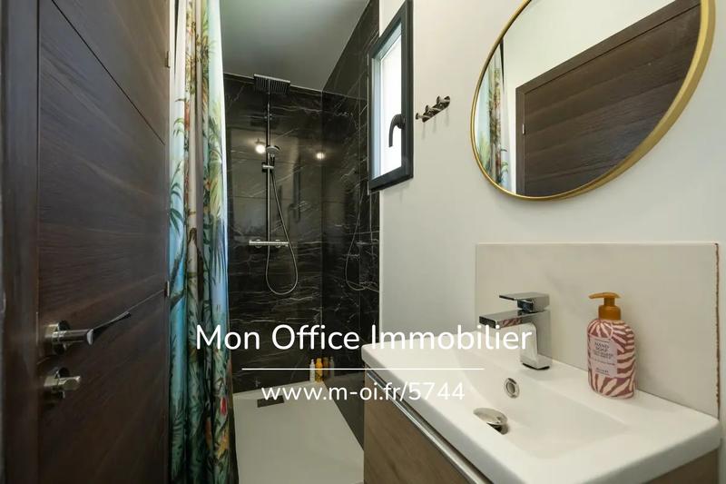 Villa - 138 m² - 5 pièces