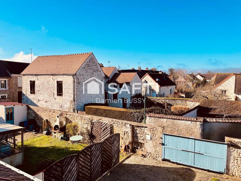 Maison - 80 m² - 6 pièces